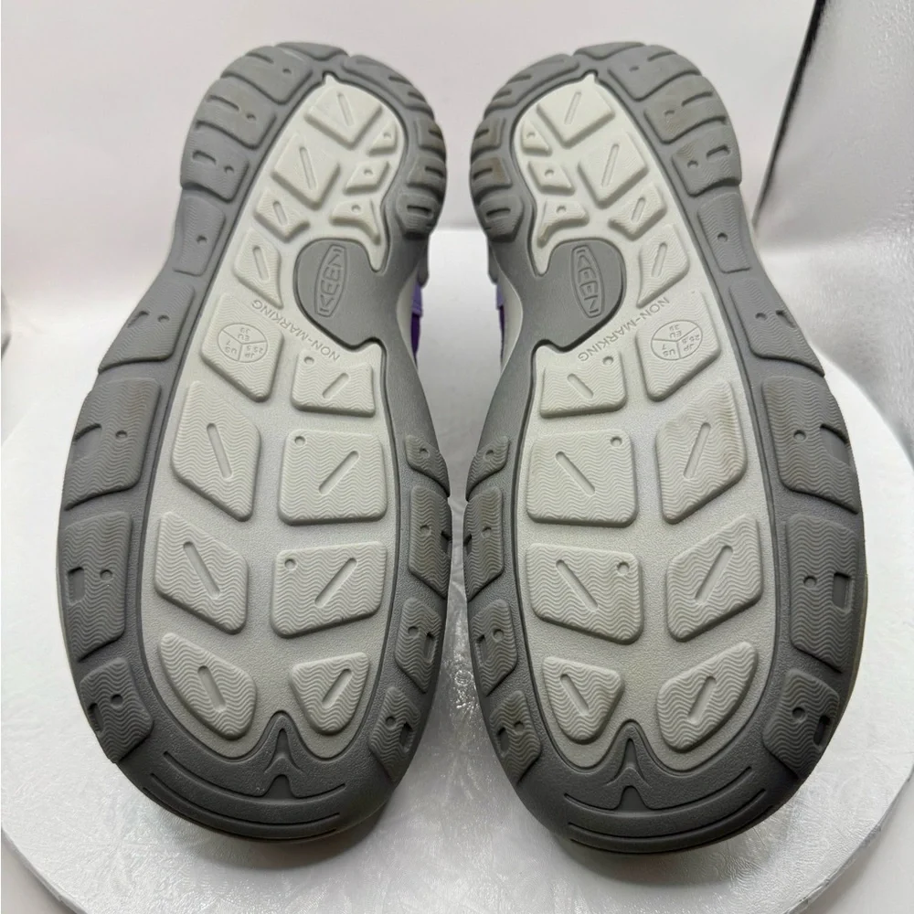 EUC Like New KEEN Knotch Hollow Women’s Size 7 Washable Purple Gray Hiking Shoes